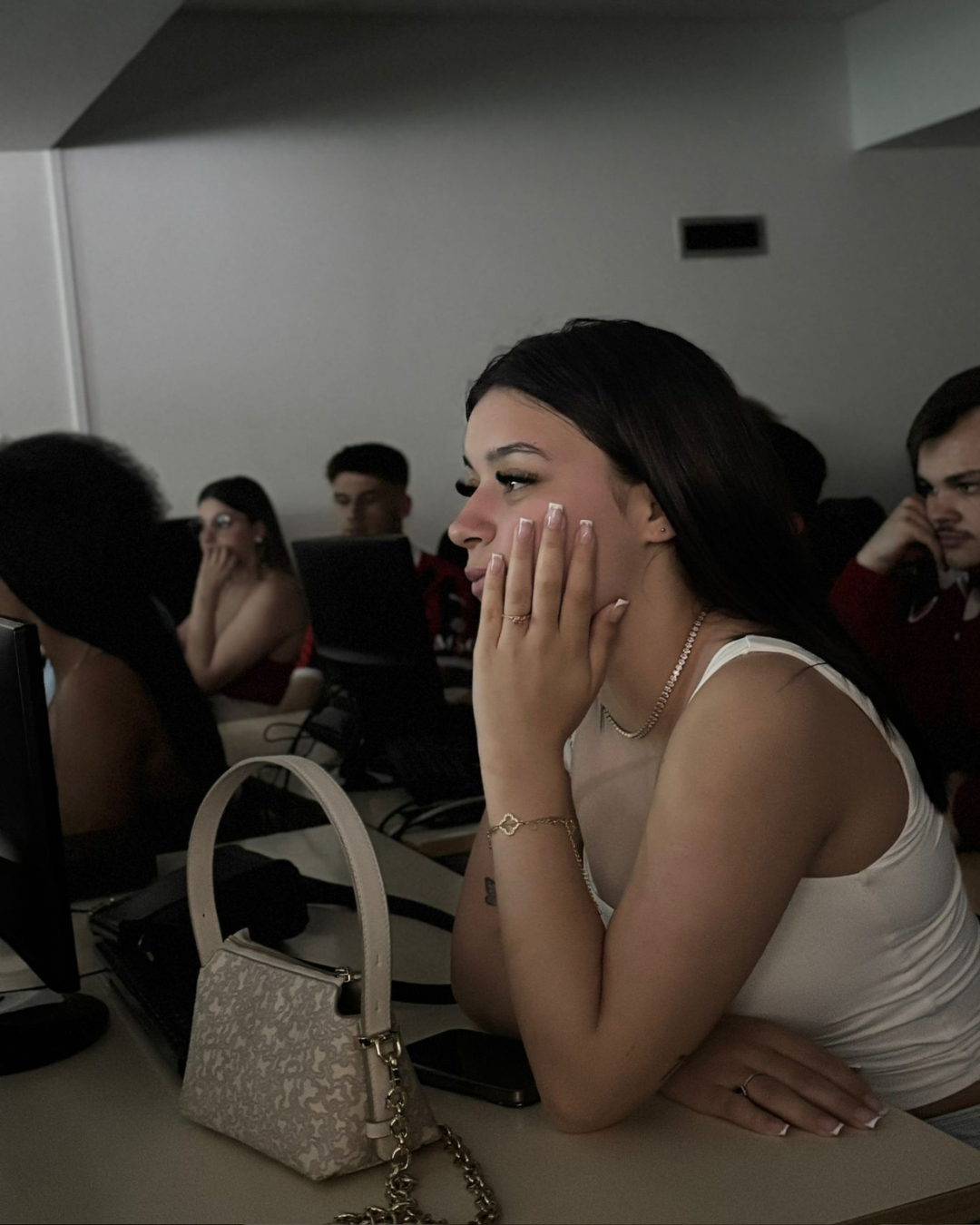 Cibercrime: Cyberbullying e Crimes Conexos Cibercrime: Cyberbullying e Crimes Conexos